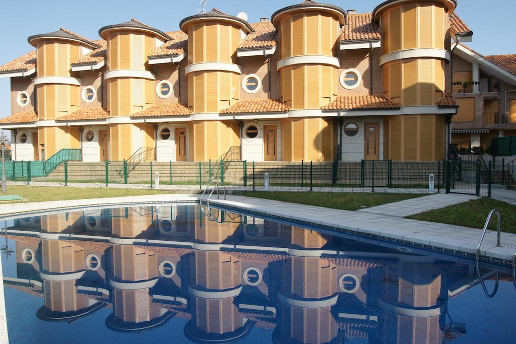 Apartamentos Quinto Sueno Noja Eksteriør billede
